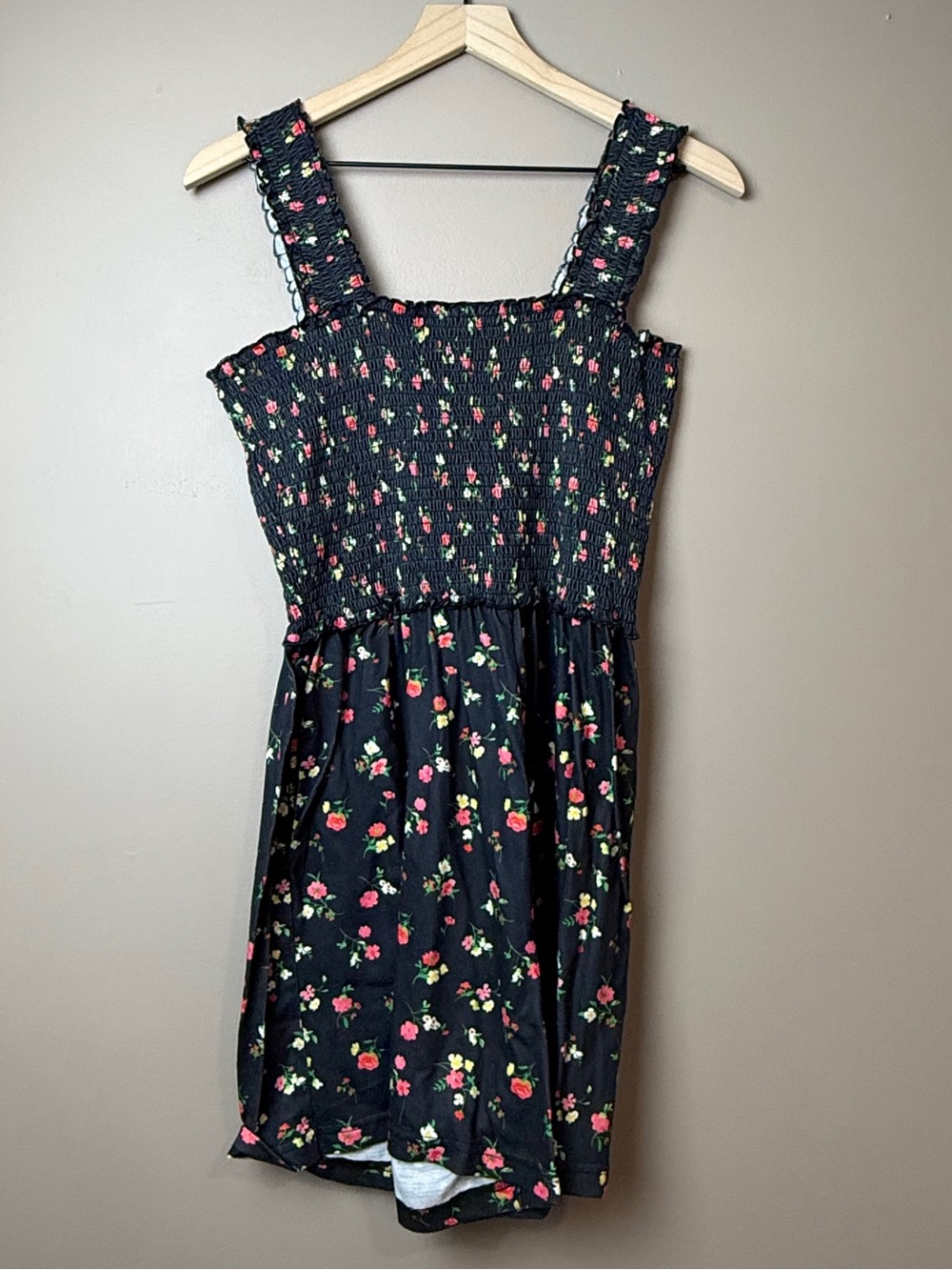 Smocked Floral Romper Medium - Black with Pink & Red Flowers